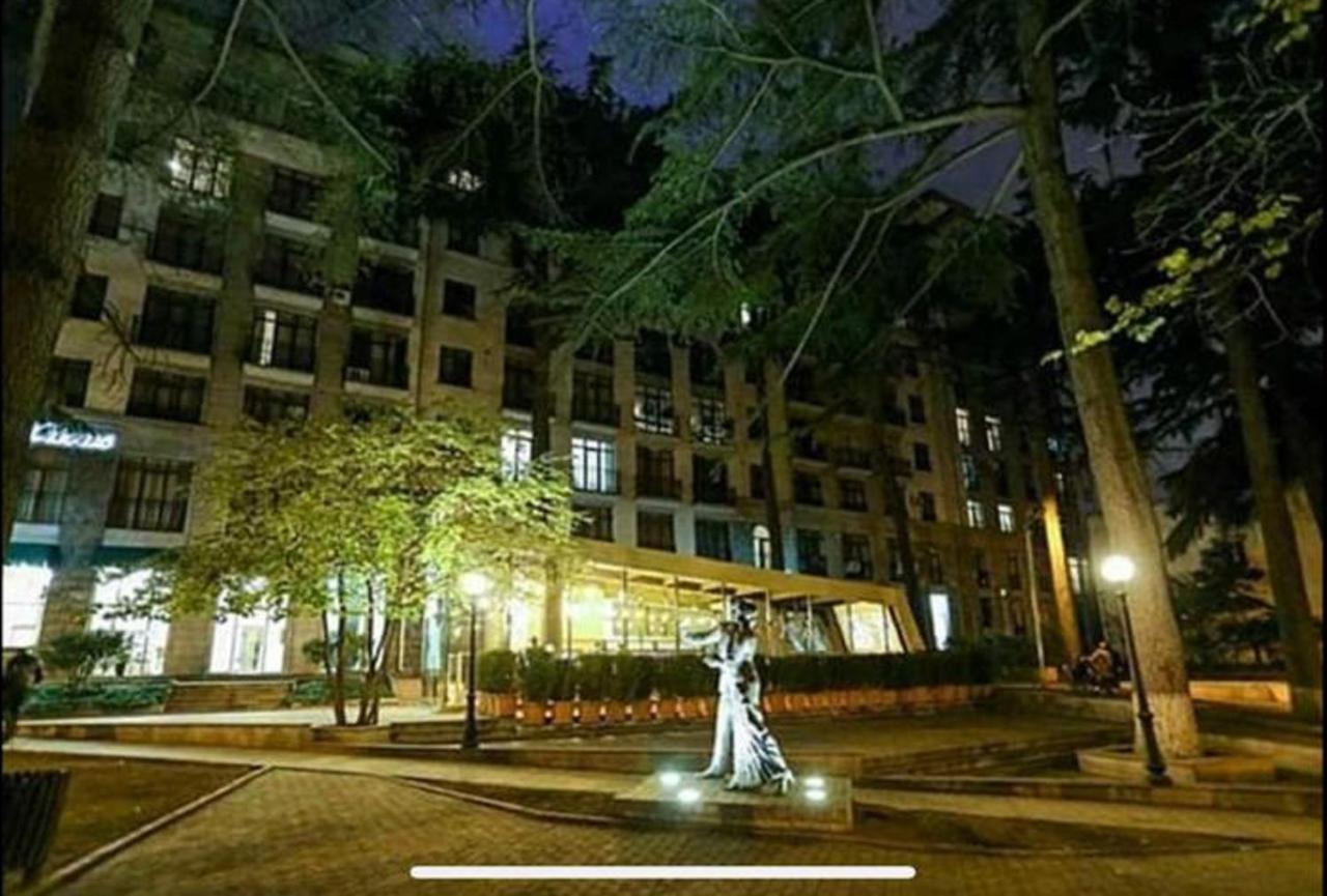 Freedom Square Apartment Tbilisi Exterior foto